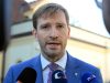 Ministerstvo prověřuje milionové odchodné ve ztrátové pojišťovně. Je to šokující, řekl Vojtěch